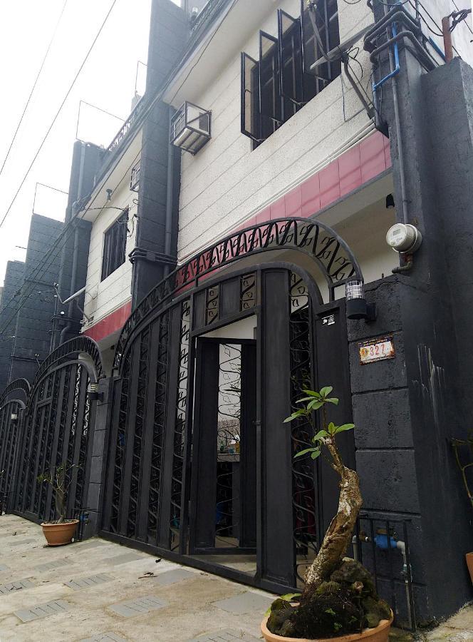 Jil'S Apartelle Tagaytay City Exterior photo